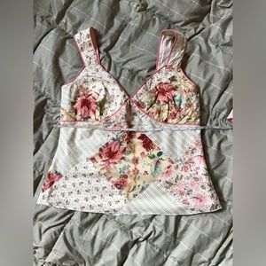 Jones Wear Boho floral fully lined camisole